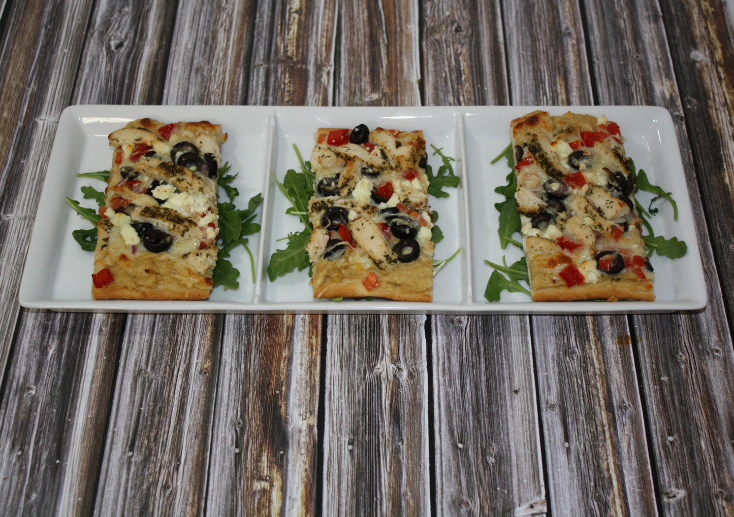 Mediterranean Chicken Flatbread